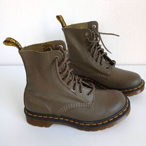 Dr. Martens  Green Boots *